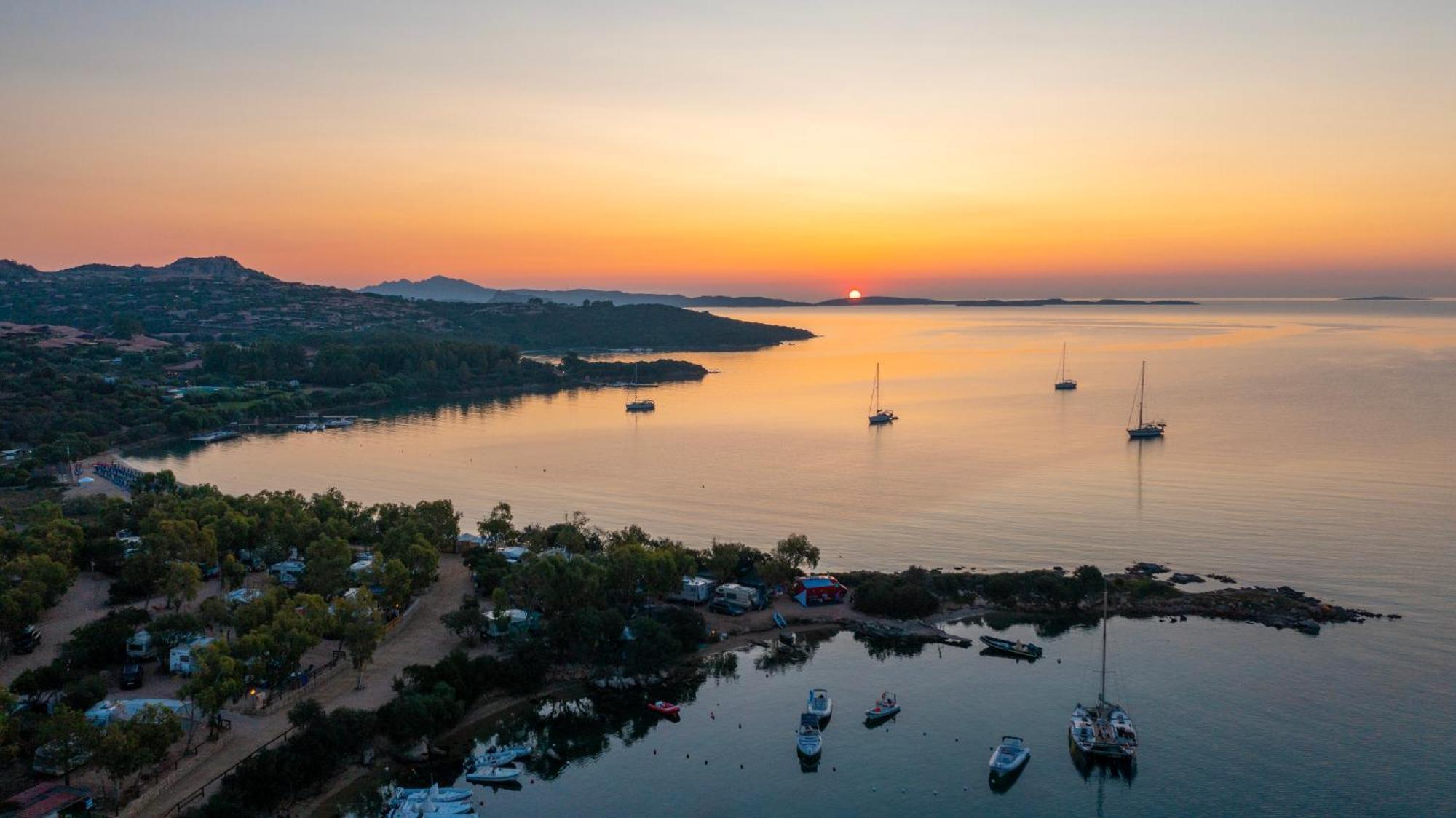 Camping Village Capo D'Orso Palau Kültér fotó